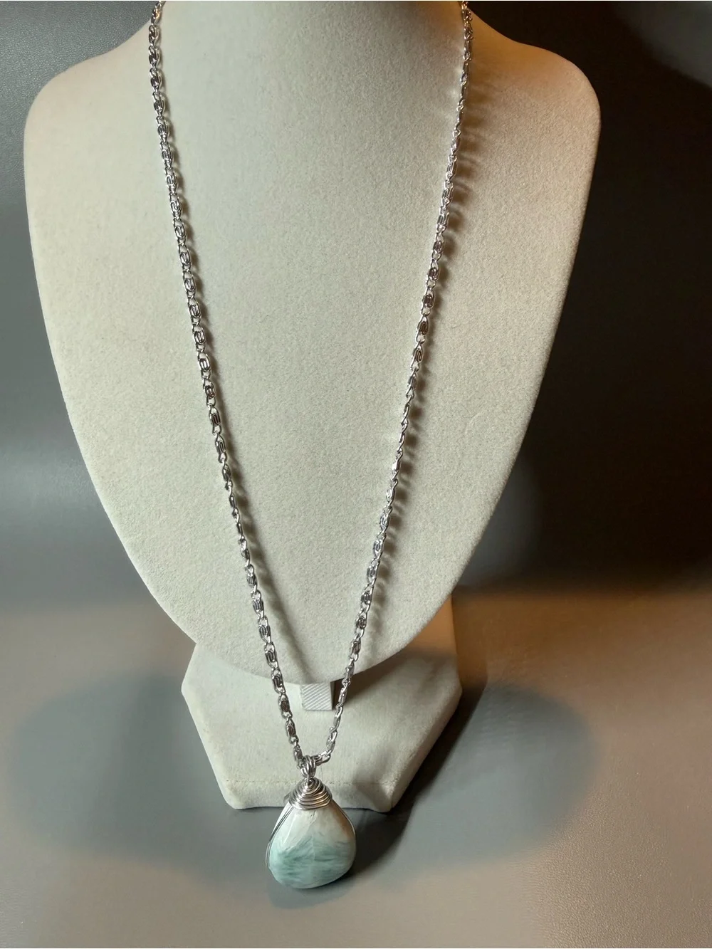 Dominican Larimar Wire Wrapped Pendant Necklace Silver Tone Long Chain 🖤🇩🇴
